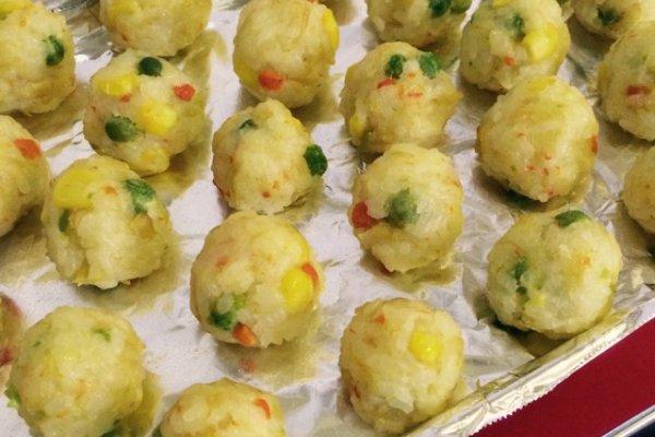训练金毛奖励的食谱(训练金毛用什么做奖励)