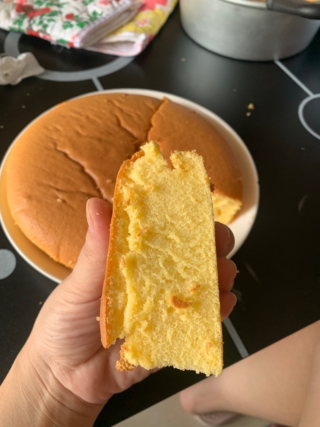 戚风蛋糕的做法(戚风蛋糕的做法家庭做法)
