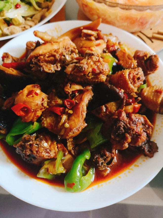 红烧鸡块的制作方法及步骤(这才是红烧鸡块最经典的做法,可惜很多人都不知道)