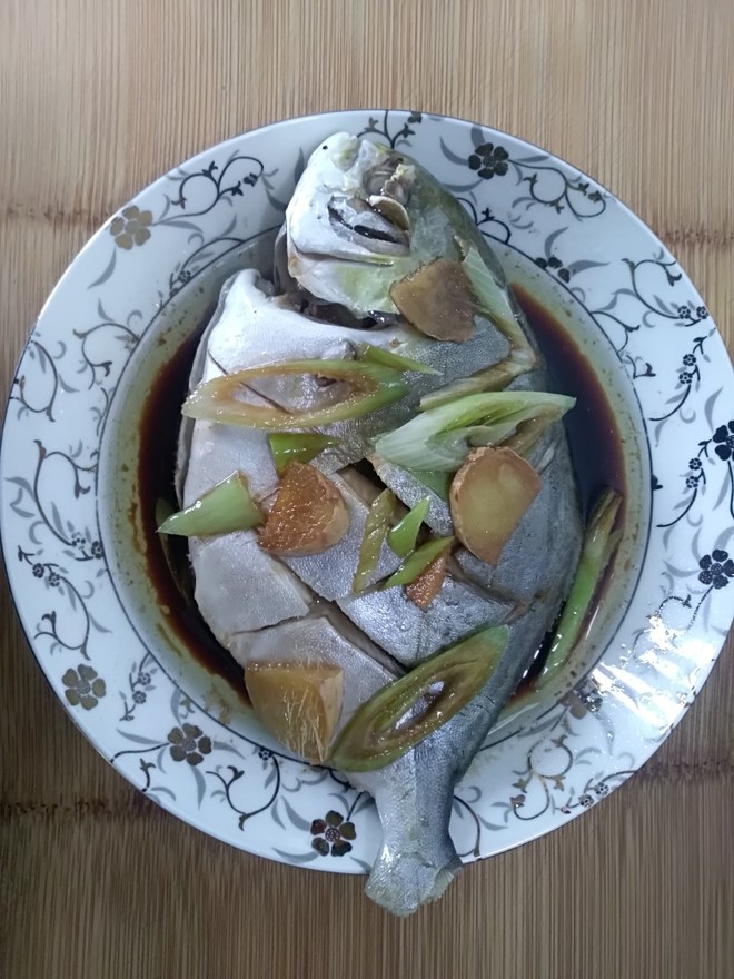 金鲳鱼怎么做好吃(金鲳鱼怎么做好吃又简单家常的做法)