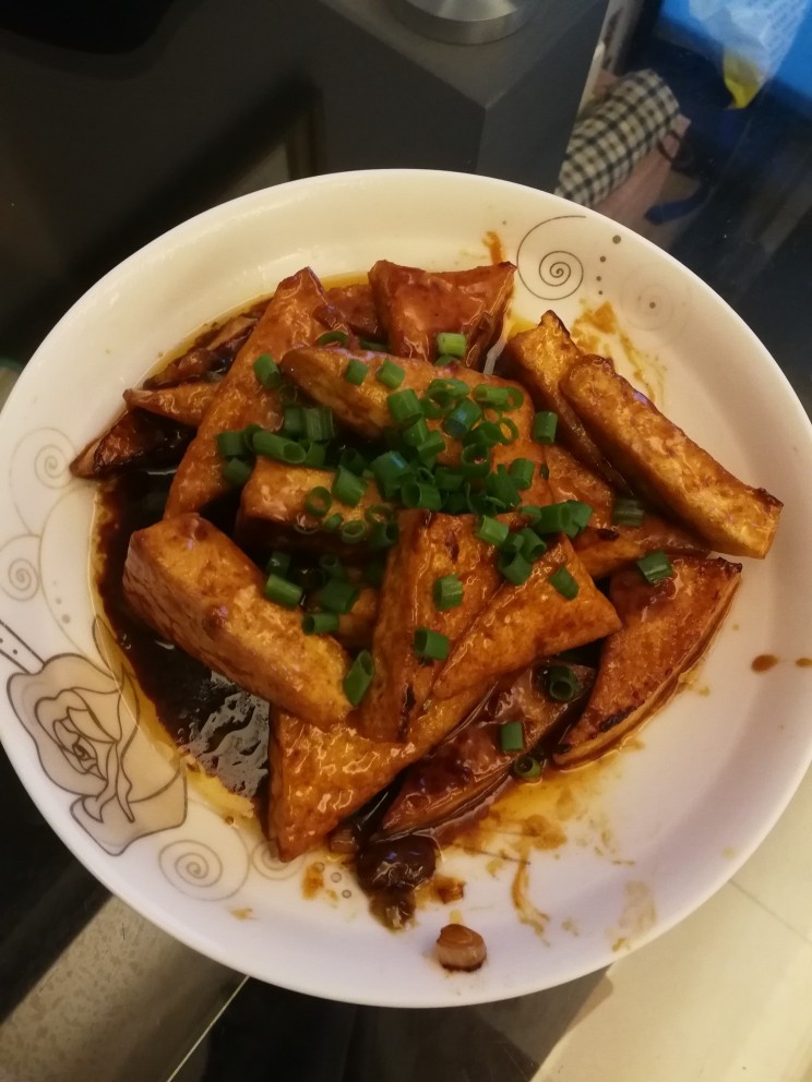 家常烧豆腐(家常烧豆腐的家常做法窍门)