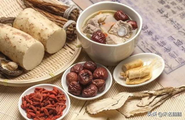 类风湿病人吃什么(类风湿病人吃什么鱼好)
