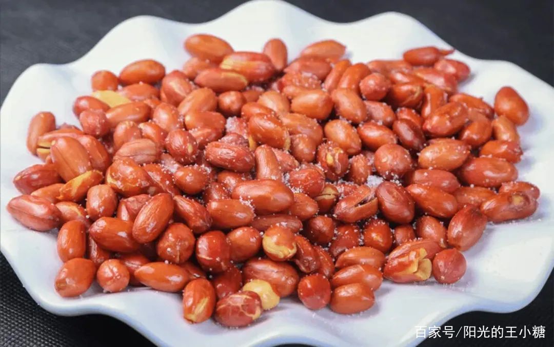五香花生米的做法(正宗水煮五香花生米的做法)